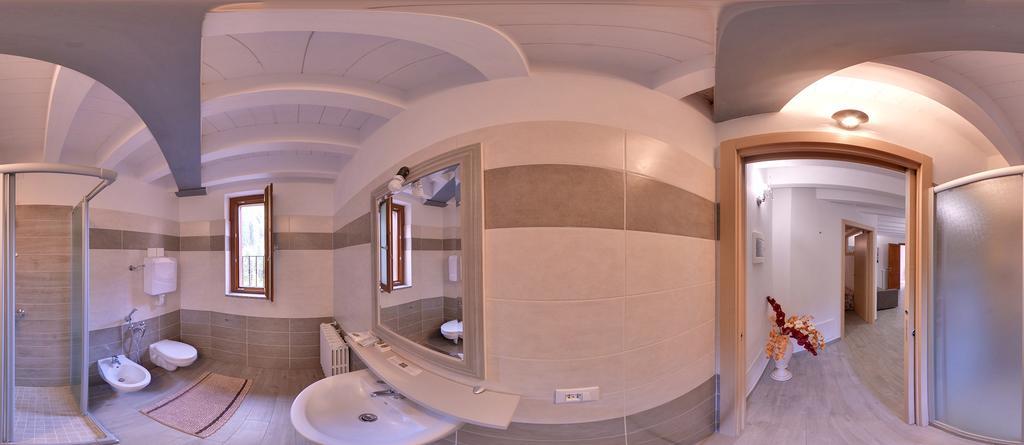 콜리오 Agriturismo Cornei Da Nadia 게스트하우스 외부 사진